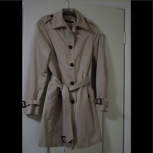 ✨NEW PICS✨ Uniqlo trench coat